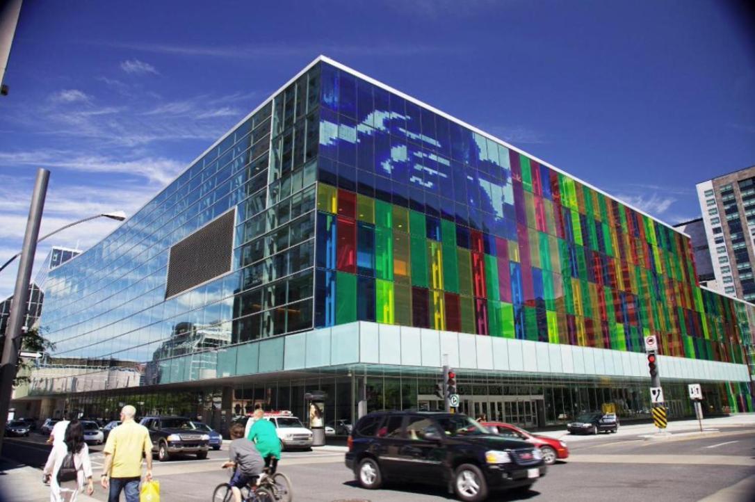 Bakan- Palais Des Congres, Convention Centre Монреаль Экстерьер фото